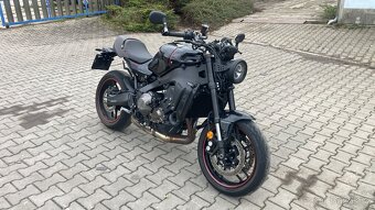Yamaha XSR 900 - 5