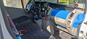 Opel vivaro - 5
