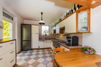 Prodej domu se zahradou v Líšnici - 5