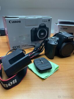 Canon 250D - 5