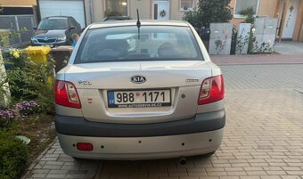 KIA RIO- funční klima, parkovací senzory a kamera, nafta - 5