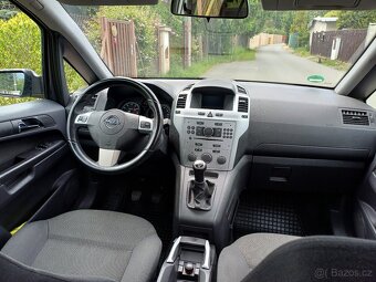 Benzínová Opel Zafira 1.8...7místné - 5