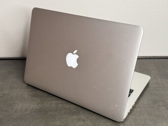 MacBook Pro 13'' 2013 / i5 / 8GB / 256GB SSD - DPH - 5