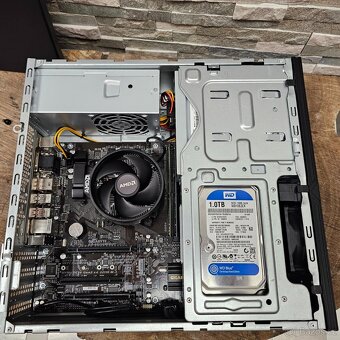 Kancelářský PC - R3 2200G / 16GB RAM / RX Vega / 512GB SSD - 5