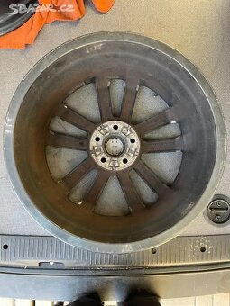 Originální disk Audi A5/S5 R18 - 5