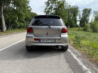 Toyota Yaris TS 1.5 VVTI - 5