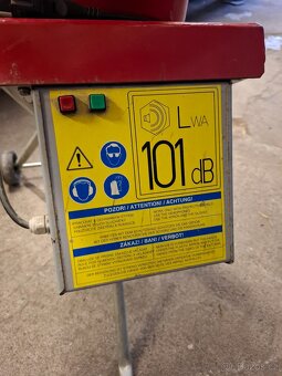 Elektrický drtič/štěpkovač Vares SHARK 1,6 kW - 5