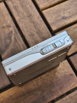Minidisc walkman Sony MZ-R90 - 5