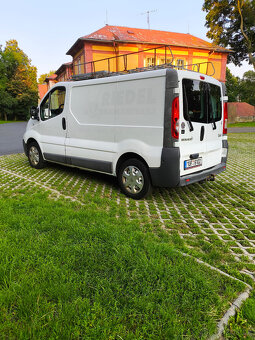 Renault Trafic obytný s vestavbou na spaní - 5