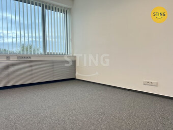 Pronájem kanceláře s parkovacím stáním, 133668 - 5