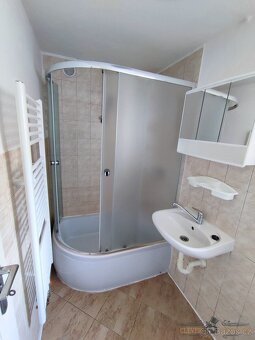 Pronájem byty 2+1, 60 m2 - Hradec Králové - Malšovice - 5