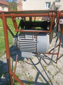 Stolní cirkulárka s elektromotorem MEZ - 5