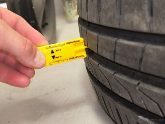 Pneu 175/65 R14 - 5