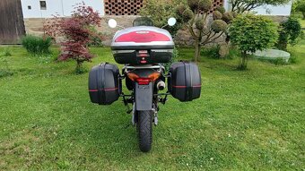 Kufry Givi včetně držákuna Honda Varadero 125 - 5