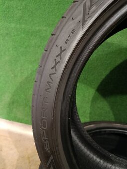 2ks letni 225/40/18 Dunlop - 5