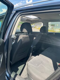 Volkswagen Passat B6 2.0tdi DSG 2007 - 5