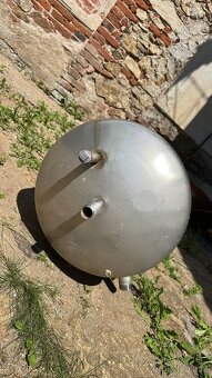 Nádrž nerez objem 300 L - 5
