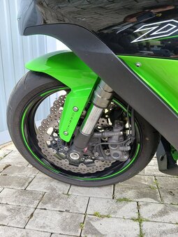 Kawasaki ninja zx-10r - 5