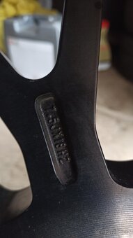 Honda civic kola 225 40 r18 - 5