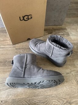 Šedé válenky UGG - 5