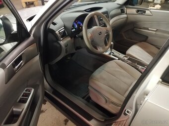 Subaru Forester 2,0 4x4 Automat 4 místa - 5