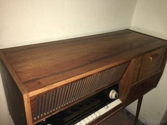 Starožitné rádio, gramofon, komoda, hrací skříňka - 5