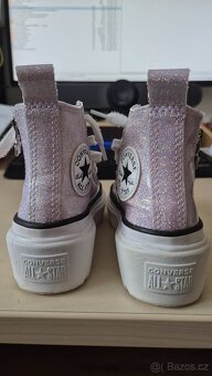 Prodám dívčí kotníkové boty CONVERSE ALL STAR, vel. 28 - 5