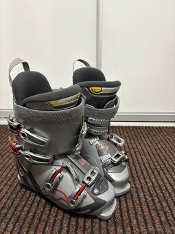 Lyže Rossignol 154 + Hůlky 115 + Lyžáky Nordica 27,5 - 5