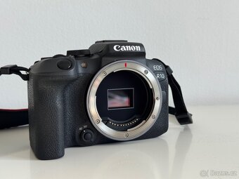 Canon R10 + objektiv 18-45 - v záruce - 5