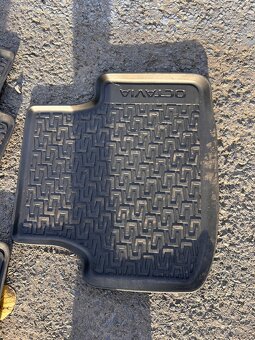 Prodám koberečky Škoda - 5