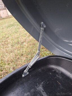 Střešní box Hakr Relax 330 - 5