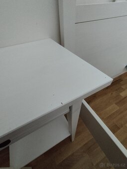 Manželská postel HEMNES (IKEA) + noční stolky - 5