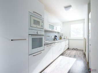 Prodej rodinného domu 90 m2 - Moravany, ev.č. 00566 - 5
