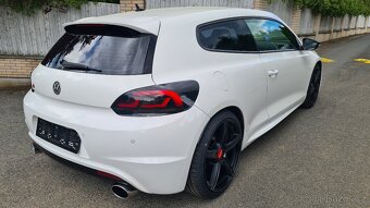 VOLKSWAGEN SCIROCCO - 2,0TSi Sport 147kW R packet Manuál. - 5