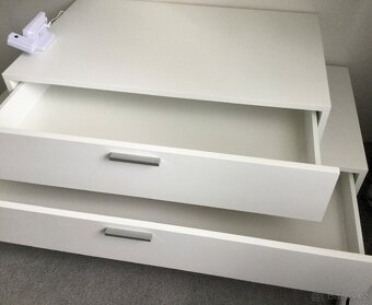 Znackove zasuvky pod postel - 5