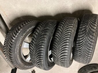 Hliníkový disk dezent VW NewBeatle 6Jx15 ET38 5x100 - 5
