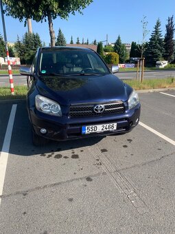 Toyota RAV4 4x4 - 5