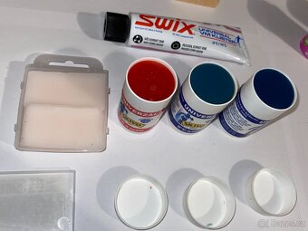 Sada vosků. Převážně SWIX. Pův. cena sady byla cca 2500 Kč. - 5