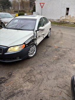 S80 V8 2010 executive - 5