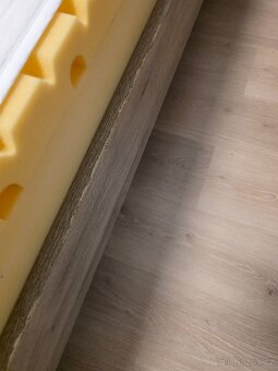 Manželská postel 180x200 - 5