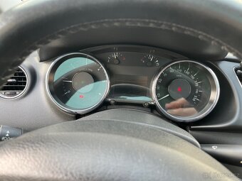 Peugeot 3008 2.0 Hdi - 5