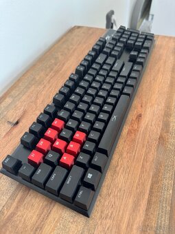 Mechanická herní klávesnice HyperX Alloy FPS - 5