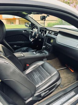 Ford Mustang GT 5,0 - 5