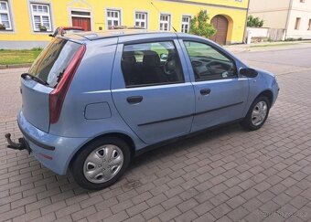Fiat Punto 1,2 i benzín manuál 44 kw - 5