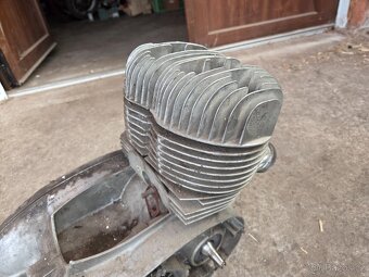 Motor Jawa 350 panelka typ 360 - 5