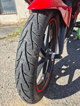 Honda CBR 125R - 5