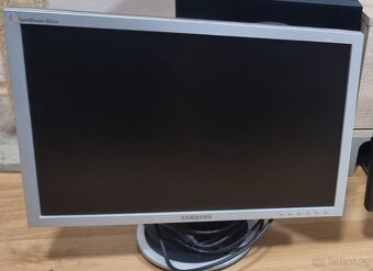PC Lenovo M700 Intel i5 6400/DDR4 8-16GB/SSD/Wi-Fi + LCD - 5