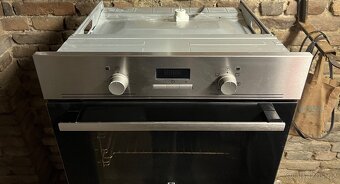 Electrolux  Vestavná trouba, plně funkční - 5