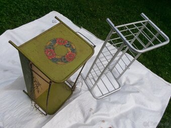 prodám hračku -plechová postýlka pro panenku - stahovací kov - 5