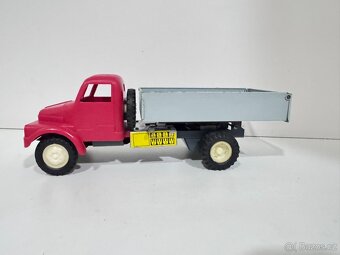 ITES - stará hračka - PRAGA S5T - 5